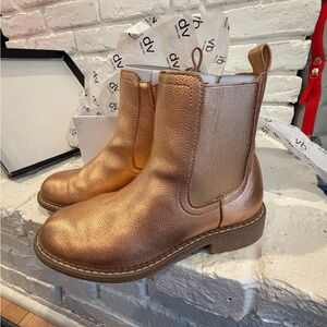 Dolce Vita girls’ leather Bueller boot in rose gold